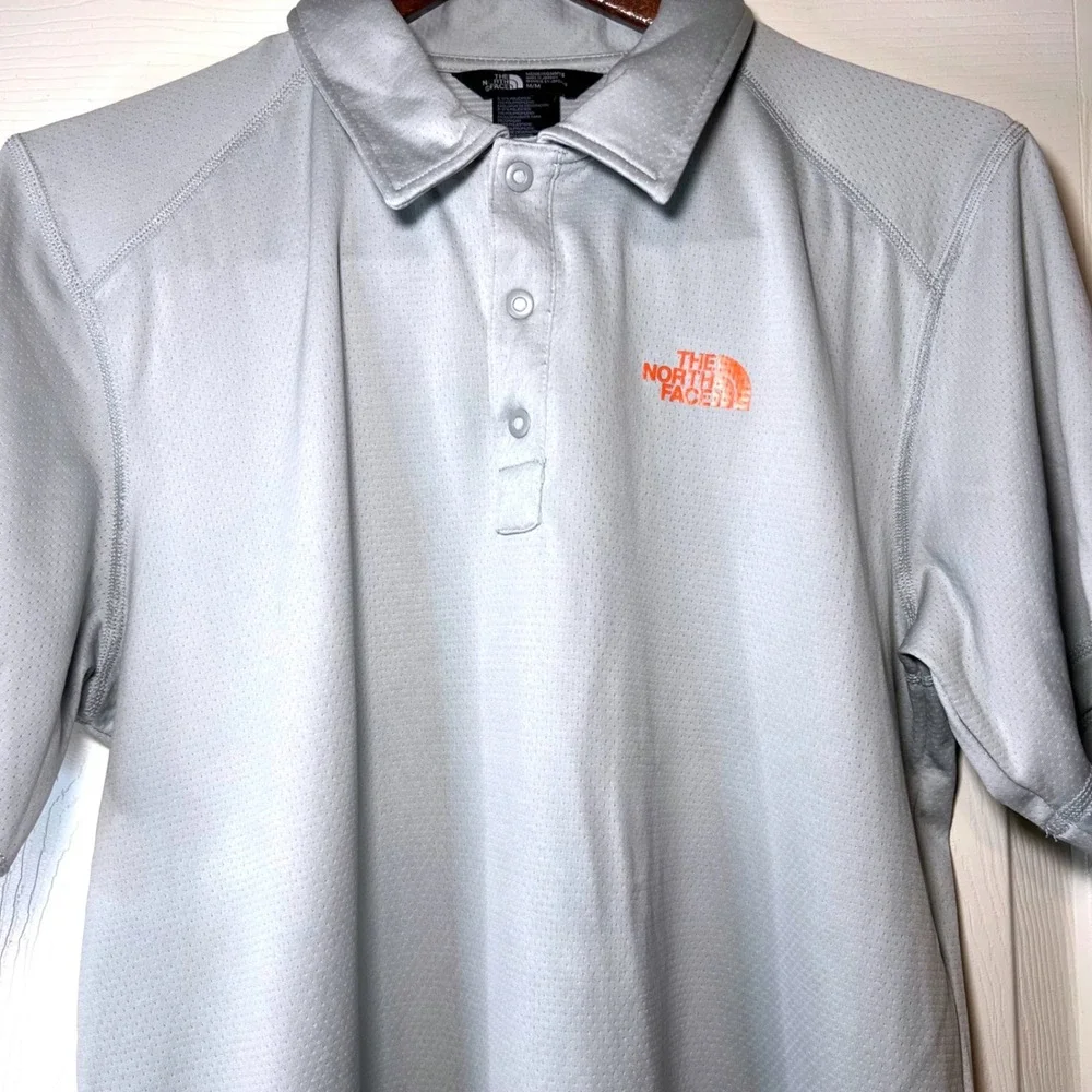 The North Face FlashDry Mens Grey Short Sleeve Performance Polo Shirt‎ Size M